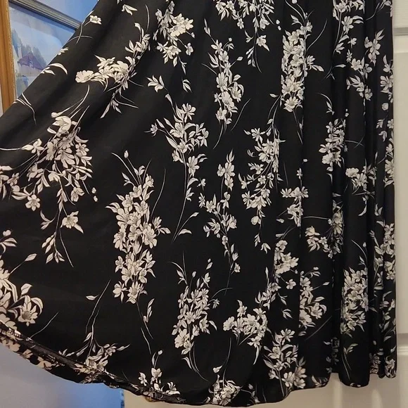 Emily Stacy maxi knit skirt - Picture 2 of 4